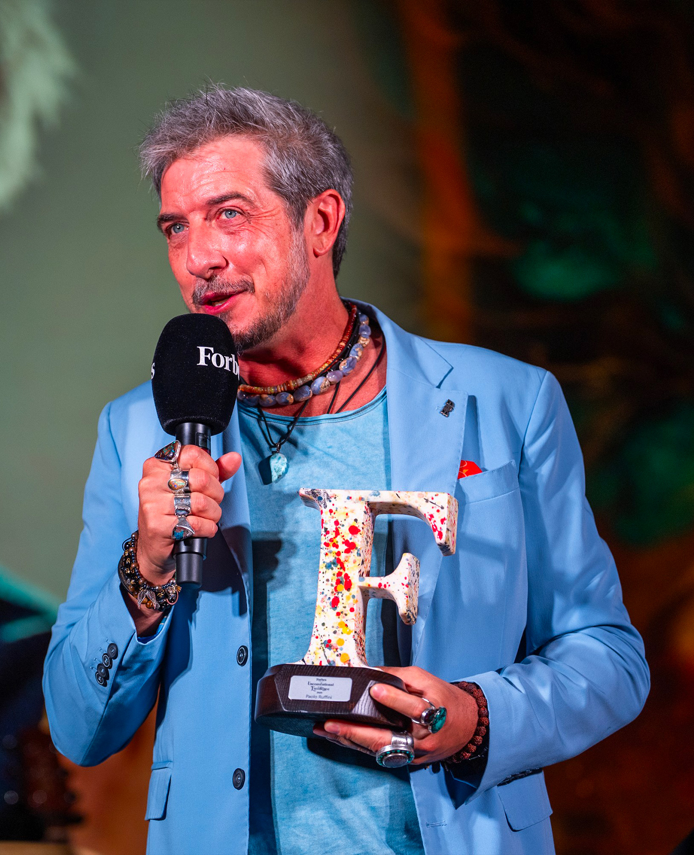 Paolo Ruffini premiato a Forbes Unconventional Excellence 2025