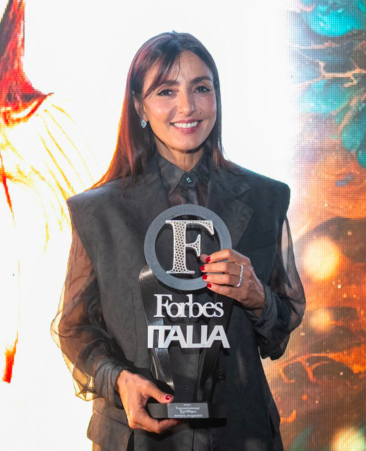 Ambra Angiolini premiato a Forbes Unconventional Excellence 2024